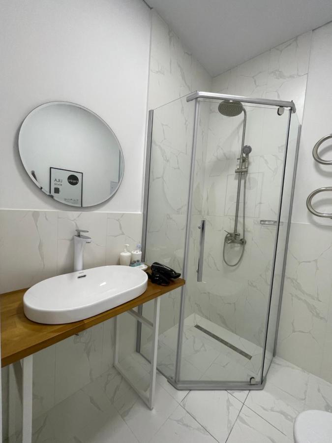 Mini Cozy Corner #1 Apartment Алма Ата Екстериор снимка